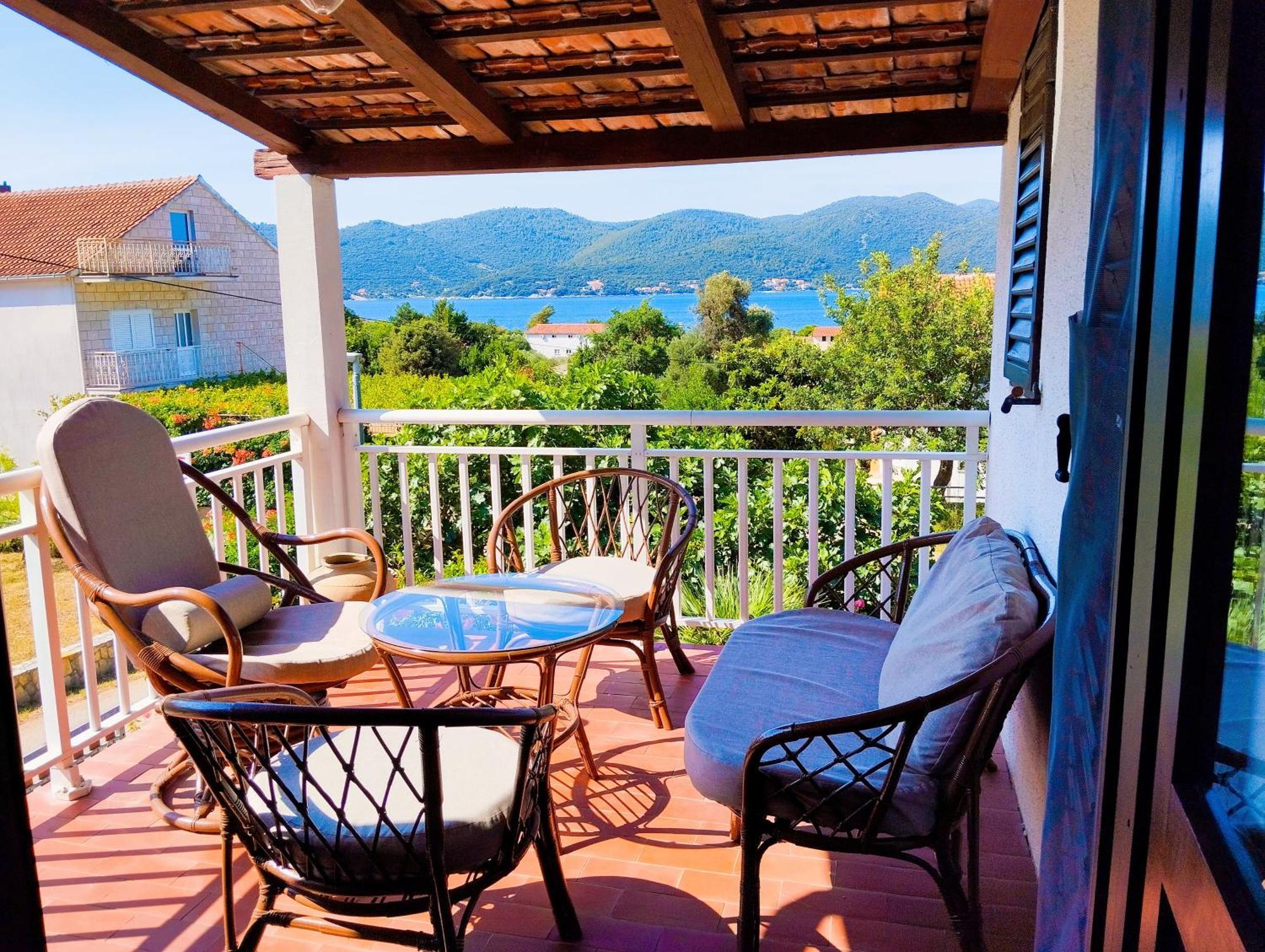 Holiday House Pinus Pinea Вигань Экстерьер фото