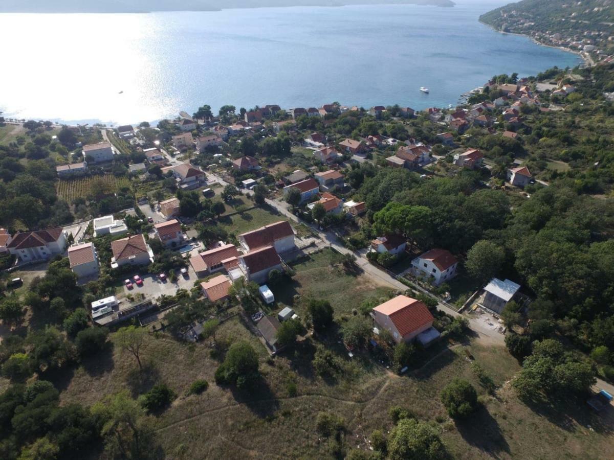 Holiday House Pinus Pinea Вигань Экстерьер фото